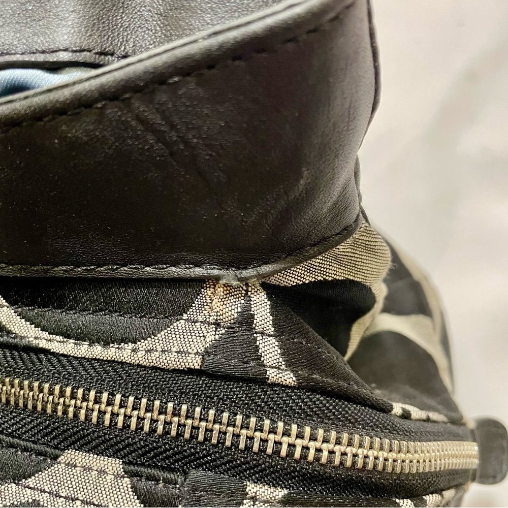 Coach Lexi Signature Shoulder Bag - Picture 16 of 16